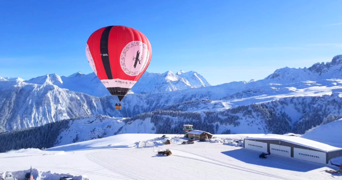 hot-air-balloon-flight-mountains-as-landscape